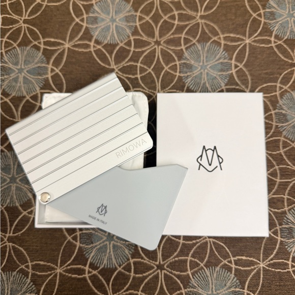 RIMOWA Other - RIMOWA silver Card Holder brand new